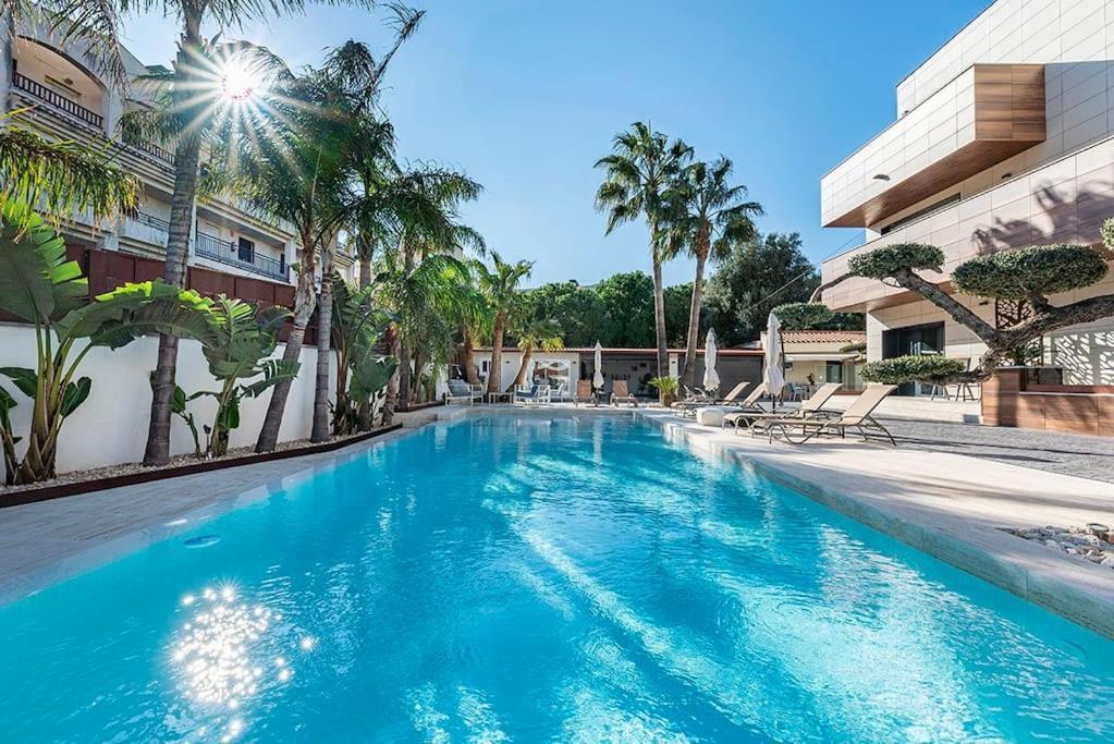 Appartement 5 Stelle Piscina, Jacuzzi, Wifi - 2 Min Dal Mare à Miami Playa Extérieur photo