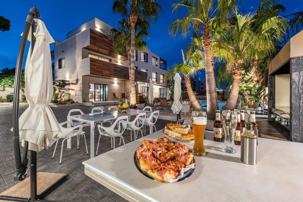Appartement 5 Stelle Piscina, Jacuzzi, Wifi - 2 Min Dal Mare à Miami Playa Extérieur photo